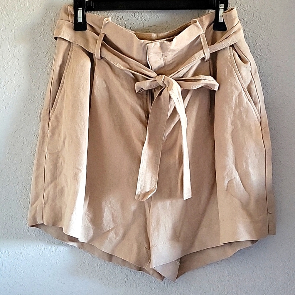 A New Day-Linen high Rise shorts